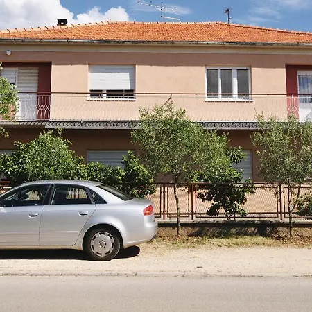 Apartment Luka * Diklo