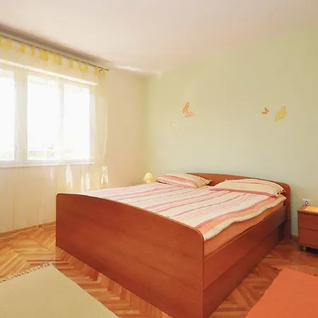 Apartment Luka Апартаменты