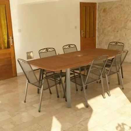 Apartment Apartment Luka Diklo