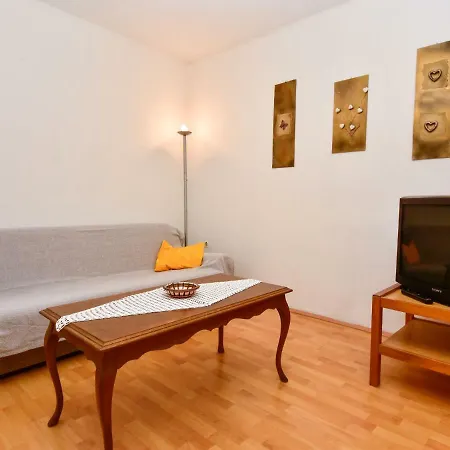 Апартаменты Apartment Luka Дикло
